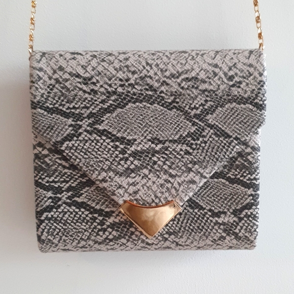 Snakeskin Purse - Picture 2 of 5